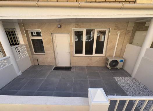 Apartament - Odsprzedaż - La Mata - La Mata