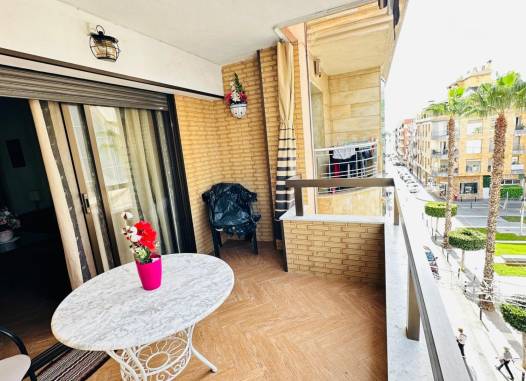 Apartament - Odsprzedaż - Torrevieja - Centro