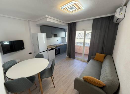 Apartament - Odsprzedaż - Torrevieja - Playa del Cura