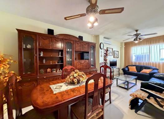 Apartament - Odsprzedaż - Torrevieja - Playa del Cura