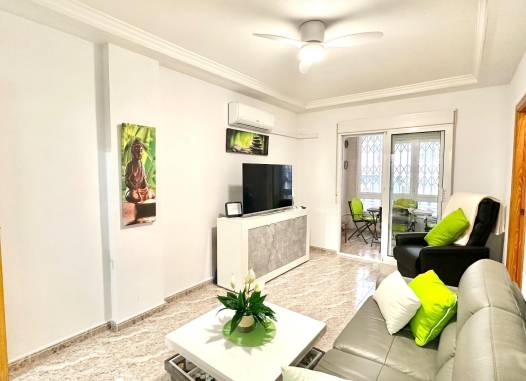 Apartamento - Venta - Torrevieja - Centro