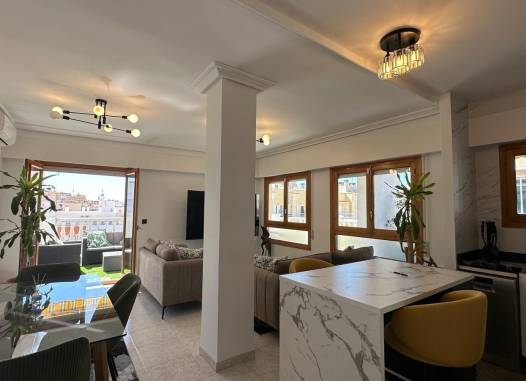 Apartamento - Venta - Torrevieja - Centro