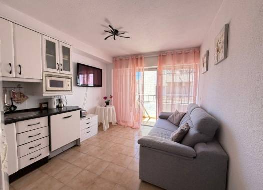 Apartamento - Venta - Torrevieja - Centro