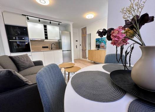 Apartamento - Venta - Torrevieja - Centro
