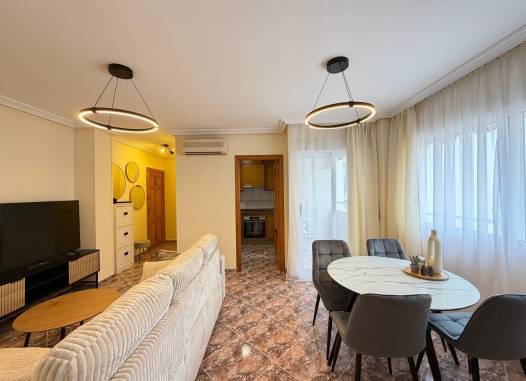 Apartamento - Venta - Torrevieja - Playa de los Locos