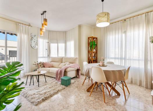 Apartamento - Venta - Torrevieja - Torrevieja