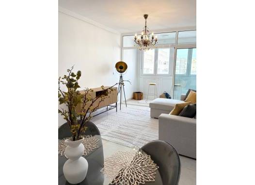 Apartamento - Venta - Torrevieja - Torrevieja