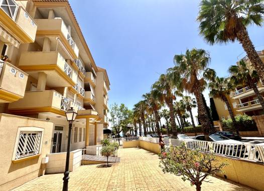 Апартаменты - Перепродажа - Cabo Roig - Costa Blanca