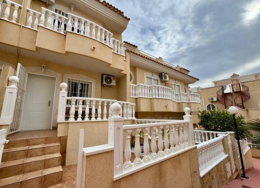 Апартаменты - Перепродажа - Orihuela Costa - Las Filipinas
