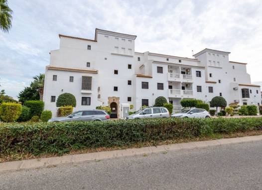 Апартаменты - Перепродажа - Orihuela Costa - Villamartín