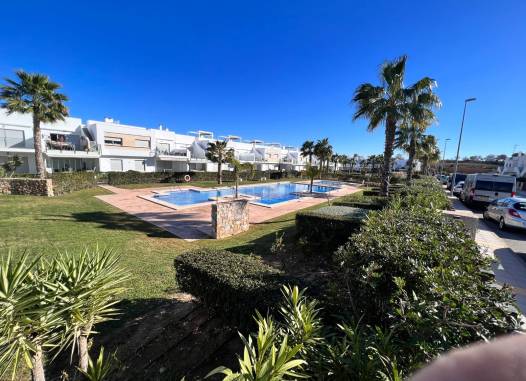 Апартаменты - Перепродажа - Orihuela - Inland