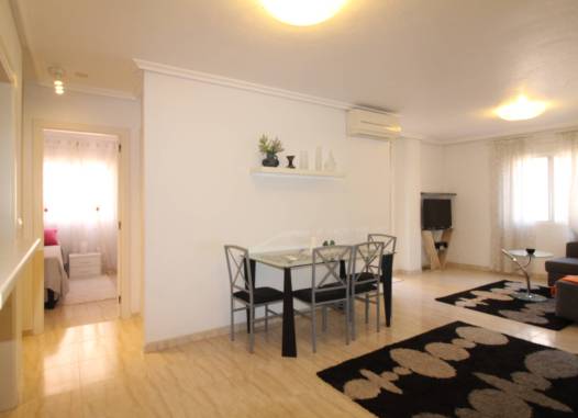 Апартаменты - Перепродажа - Torrevieja - Centro