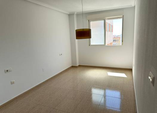 Апартаменты - Перепродажа - Torrevieja - Centro