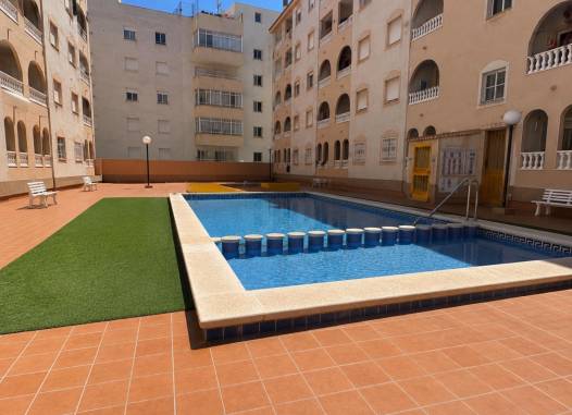 Апартаменты - Перепродажа - Torrevieja - Estacion De Autobuses