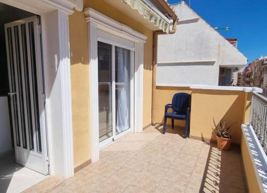 Апартаменты - Перепродажа - Torrevieja - Playa del Cura