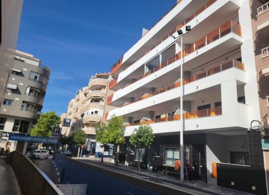Апартаменты - Перепродажа - Torrevieja - Playa del Cura