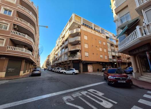 Apartment - Resale - Torrevieja - Centro