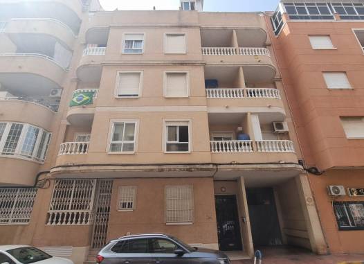 Apartment - Resale - Torrevieja - Centro
