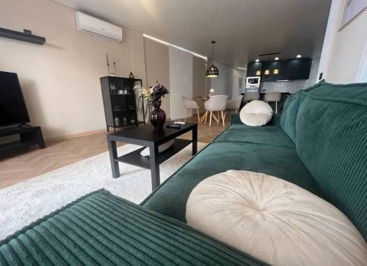 Apartment - Resale - Torrevieja - Estacion De Autobuses