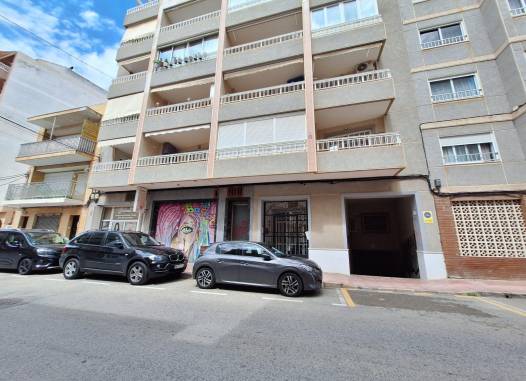 Apartment - Resale - Torrevieja - Playa de los Locos