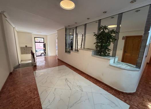 Apartment - Resale - Torrevieja - Playa del Cura