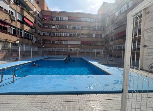 Appartement - Herverkoop  - Torrevieja - Centro