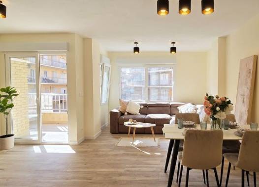 Appartement - Herverkoop  - Torrevieja - Centro