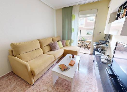 Appartement - Herverkoop  - Torrevieja - Estacion De Autobuses