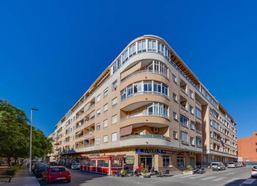 Appartement - Herverkoop  - Torrevieja - Estacion De Autobuses