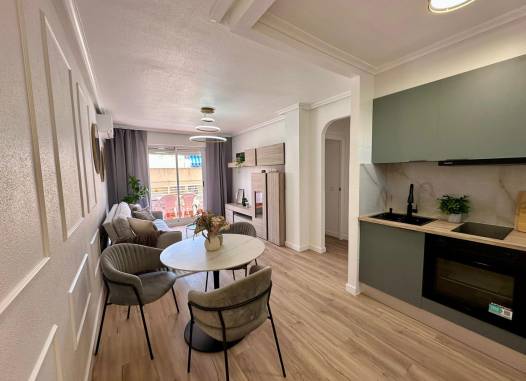 Appartement - Herverkoop  - Torrevieja - Habaneras