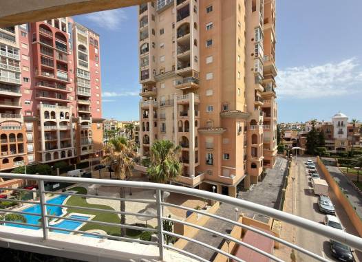 Appartement - Herverkoop  - Torrevieja - Los Frutales
