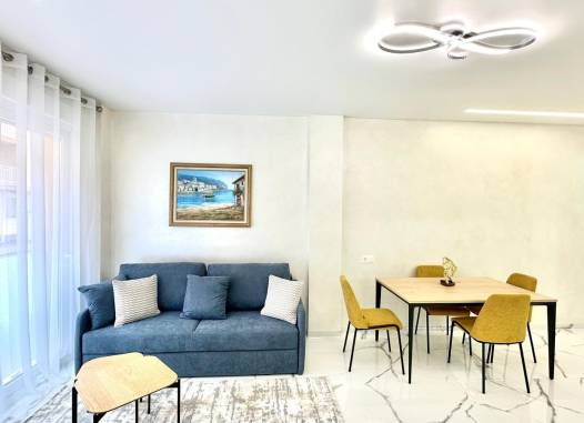 Appartement - Herverkoop  - Torrevieja - Playa del Cura