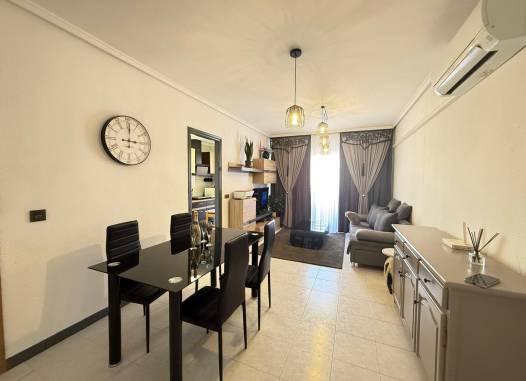 Appartement - Revente - Torrevieja - Parque de las Naciones