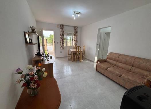 Bungalow - Odsprzedaż - Torrevieja - La Siesta - El Salado - Torreta