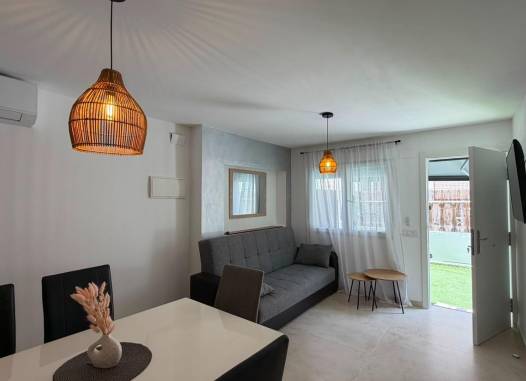 Bungalow - Venta - Torrevieja - La Veleta