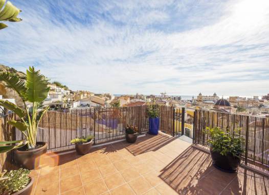 Casa adosada / Duplex - Venta - Alicante - CWG446