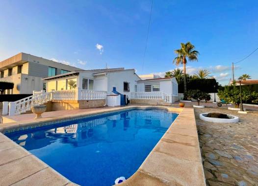 Chalet - Venta - Benidorm - Urbanizaciones