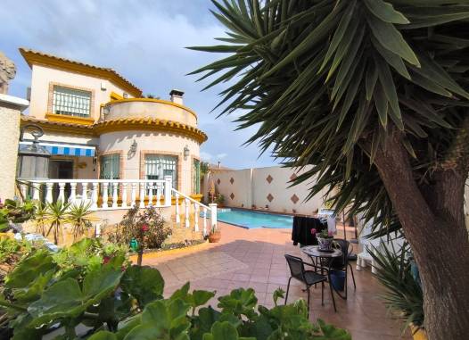 Chalet - Venta - El Raso - Costa Blanca