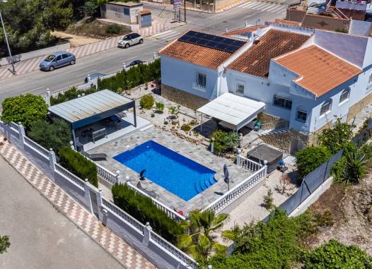 Chalet - Venta - La Marina - Costa Blanca