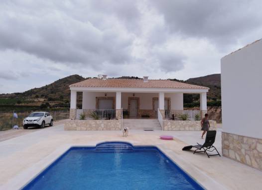 Chalet - Venta - La Romana - Inland
