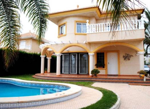 Chalet - Venta - La Zenia - Costa Blanca