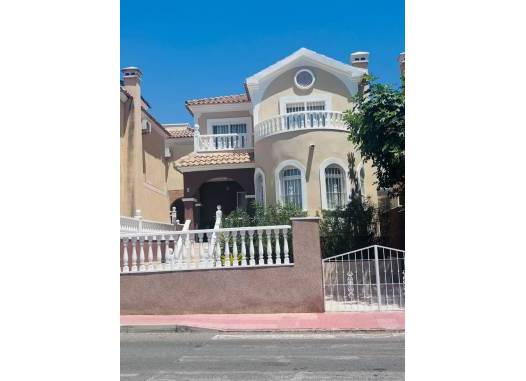 Chalet - Venta - Orihuela Costa - Costa Blanca