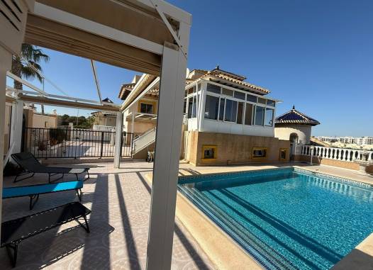 Chalet - Venta - Orihuela Costa - Costa Blanca