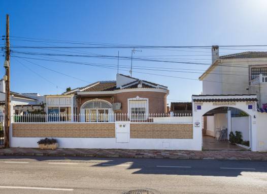 Chalet - Venta - Torrevieja - Costa Blanca