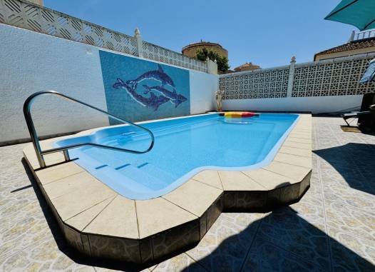 Chalet - Venta - Torrevieja - La Siesta - El Salado - Torreta