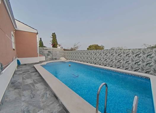 Chalet - Venta - Torrevieja - San Luis