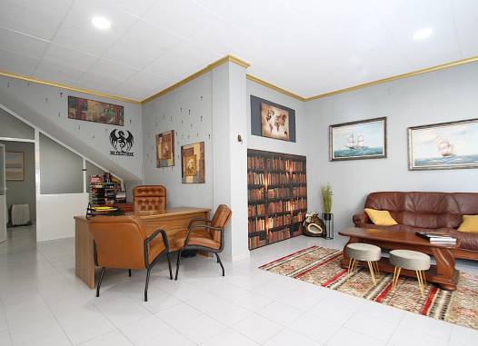 Comercial - Venta - Torrevieja - Las Piscinas Naturales