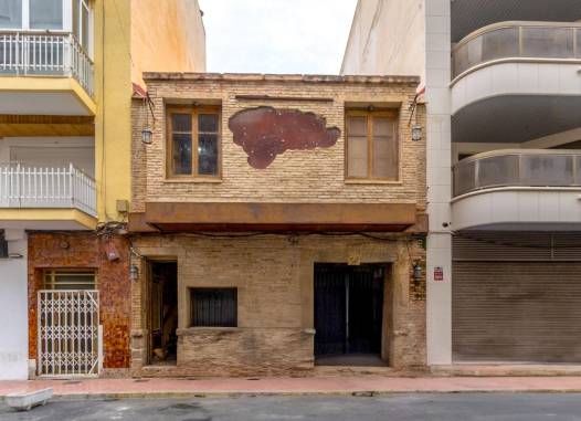 Comercial - Venta - Torrevieja - Playa del Cura