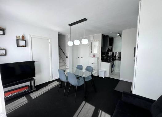Duplex - Перепродажа - Torrevieja - MLSC2198557