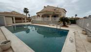 Herverkoop  - Villa - Playa Flamenca - Costa Blanca